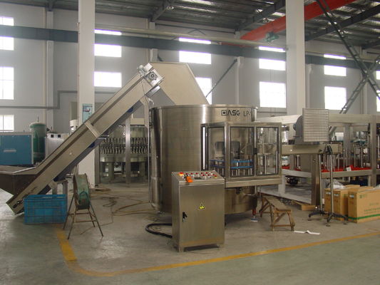 Full Automatic Plastic Bottle Unscrambler CE Approved For Filling Line